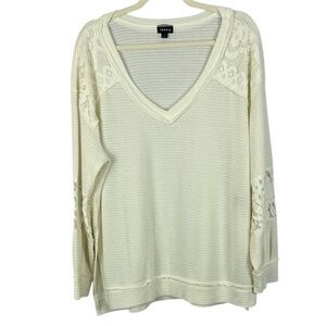 Torrid Ivory Waffle V-Neck Lace Insert Long Sleeve Size 1 Textured Knit Top